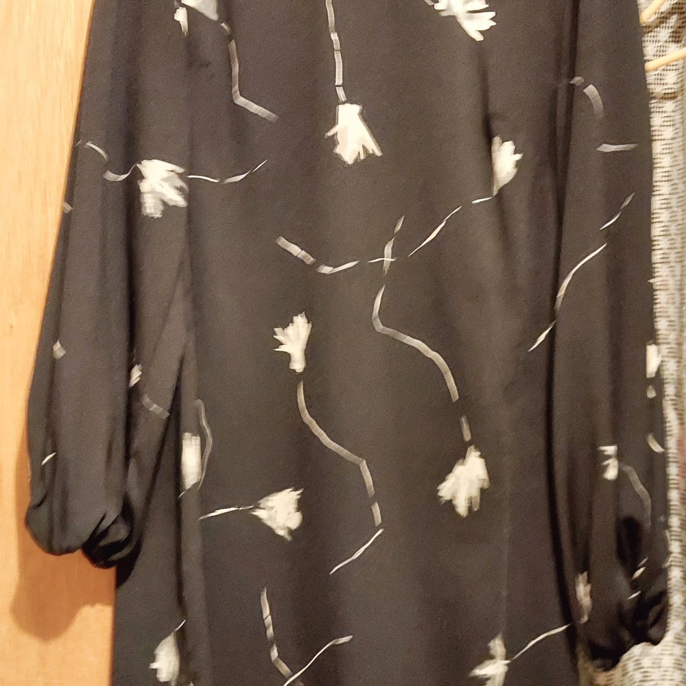 Ladies dress